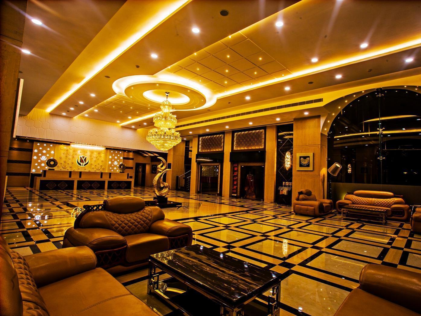 Golden Chariot Vasai Hotel Bagian luar foto