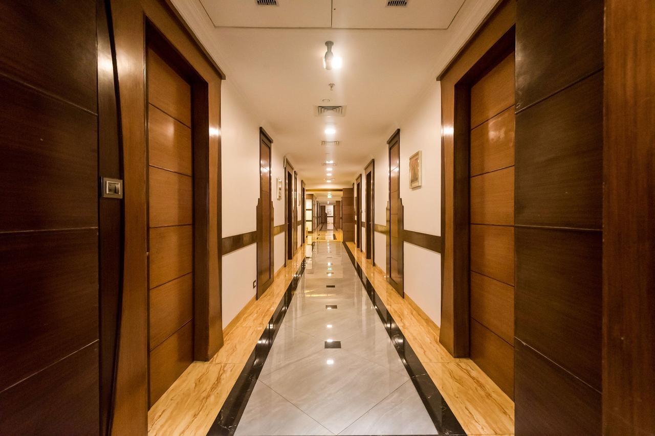 Golden Chariot Vasai Hotel Bagian luar foto